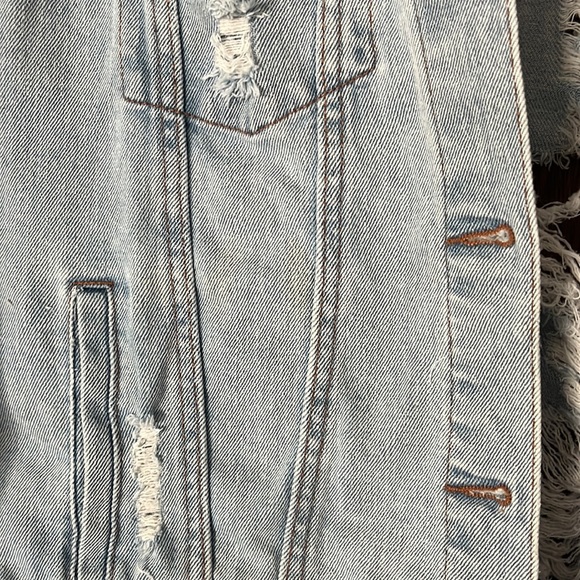 WILD FABLE Distressed Denim Jacket - Picture 3 of 4